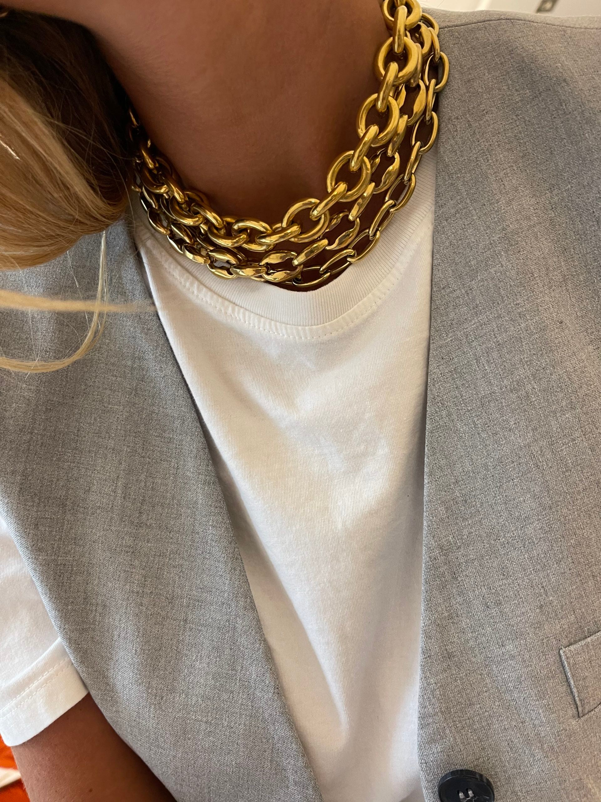 Collar TARA