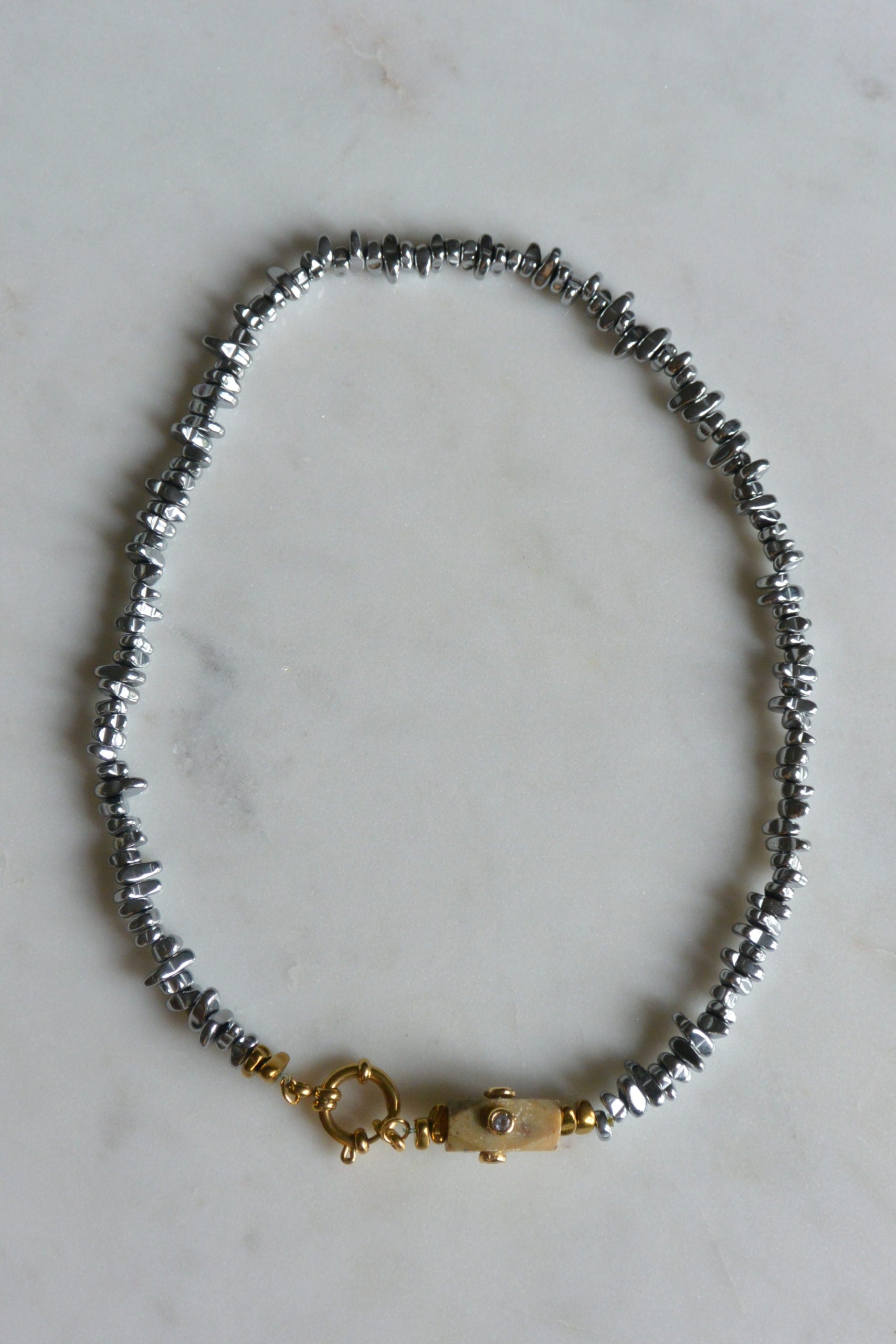 Collier ABIO