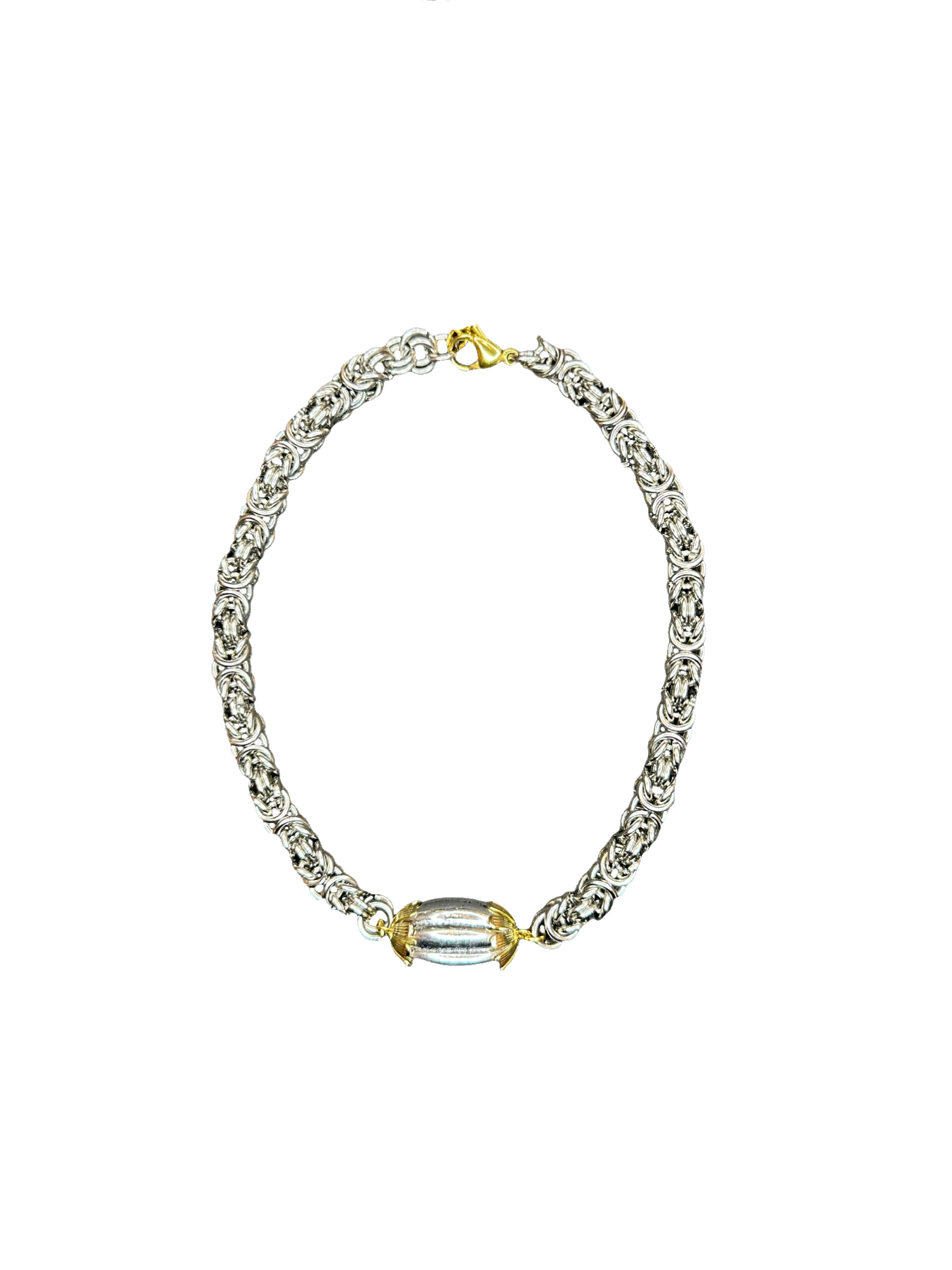 Collier AKIA C