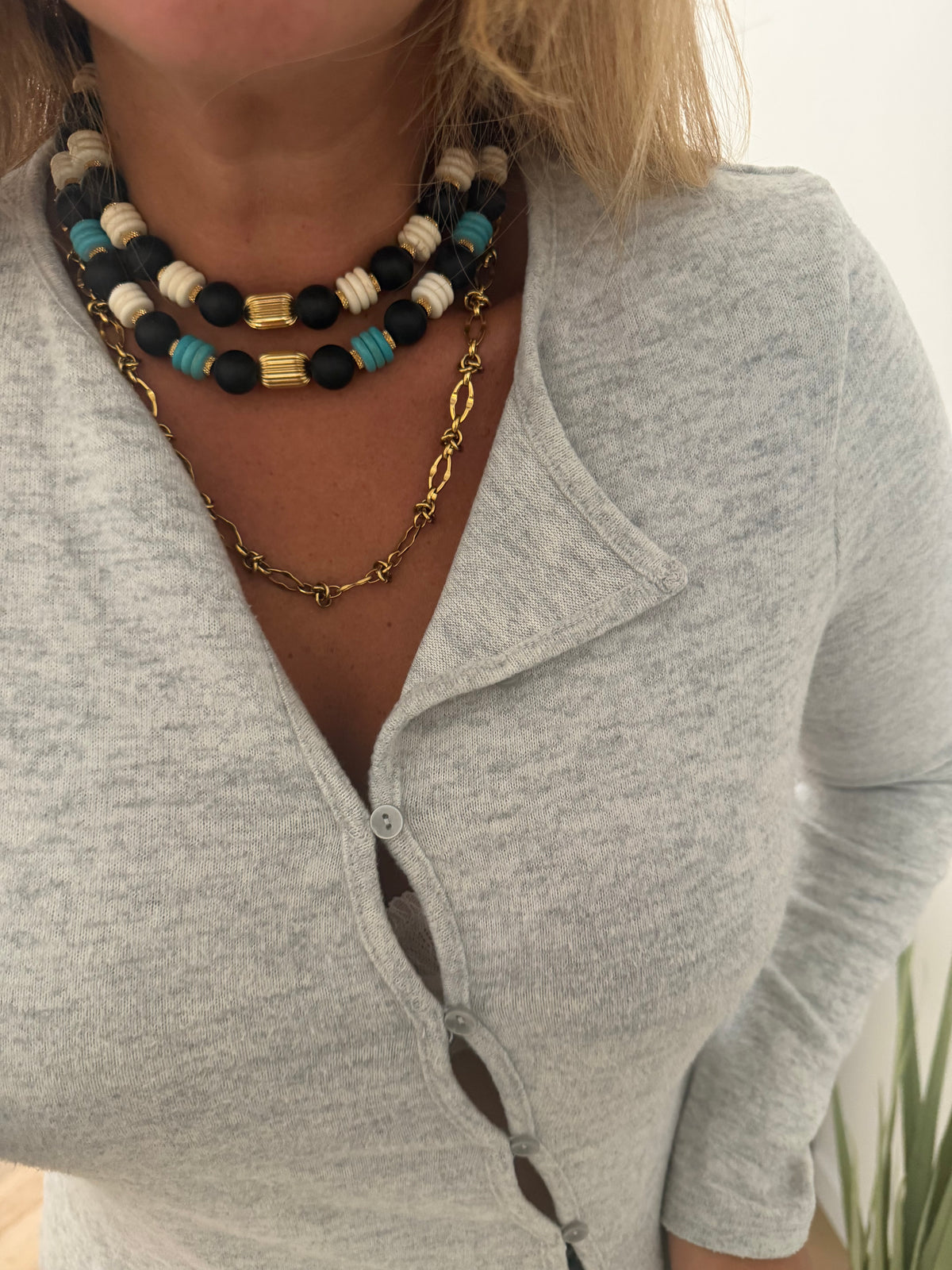 Collier MAYA NB